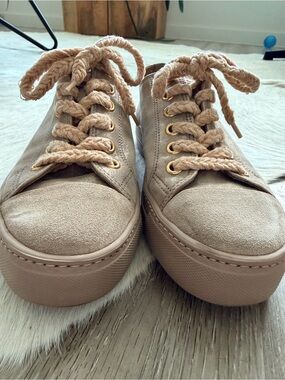 Paul Green Beige Platform Sneakers with Braided Laces